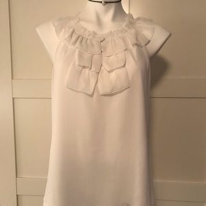 {BOGO} Kenar White Sheer Sleeveless Blouse